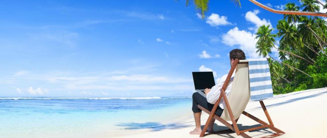 New study: Almost half of executives work on vacation New study: Almost half of executives work on vacation